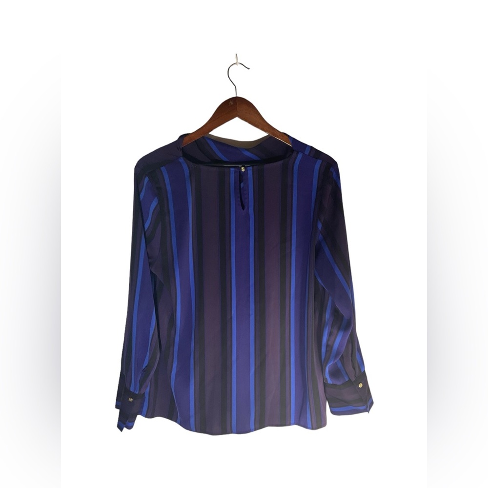 Liz Claiborne Pattern Long Sleeve Formal Blouse